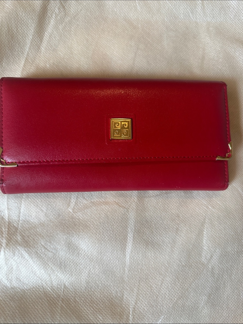 Pierre Cardin Crimson Leather Wallet with Gold Accents